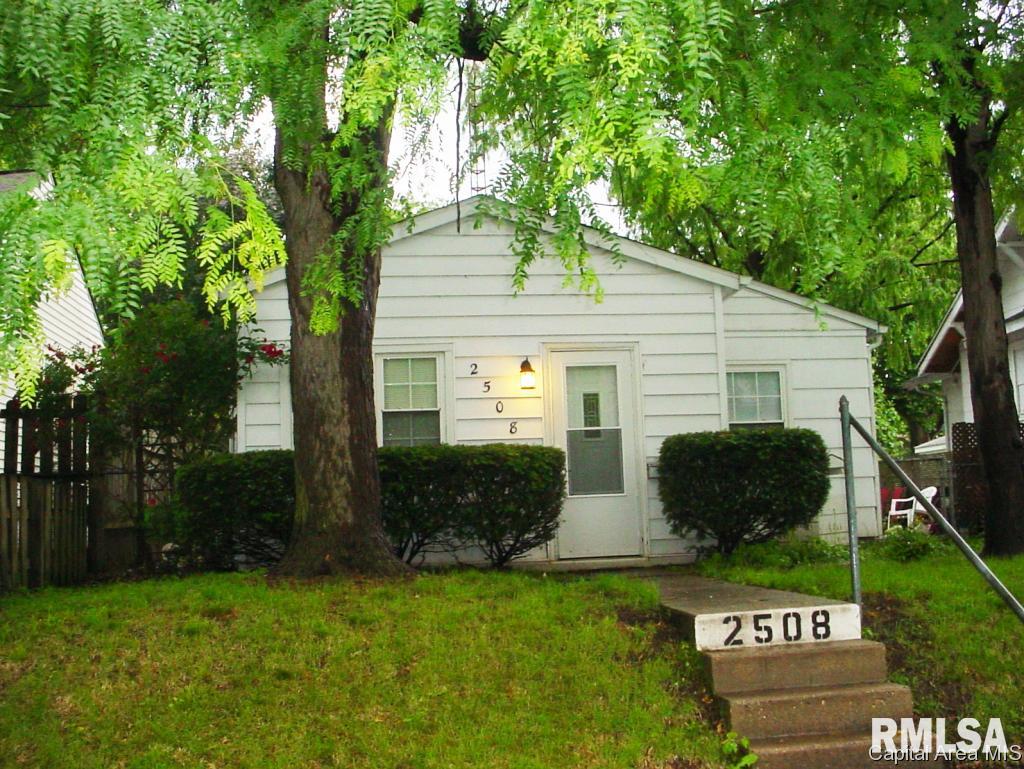 2508 South 10th Street Springfield, IL 62703 - Photo 1 of 22