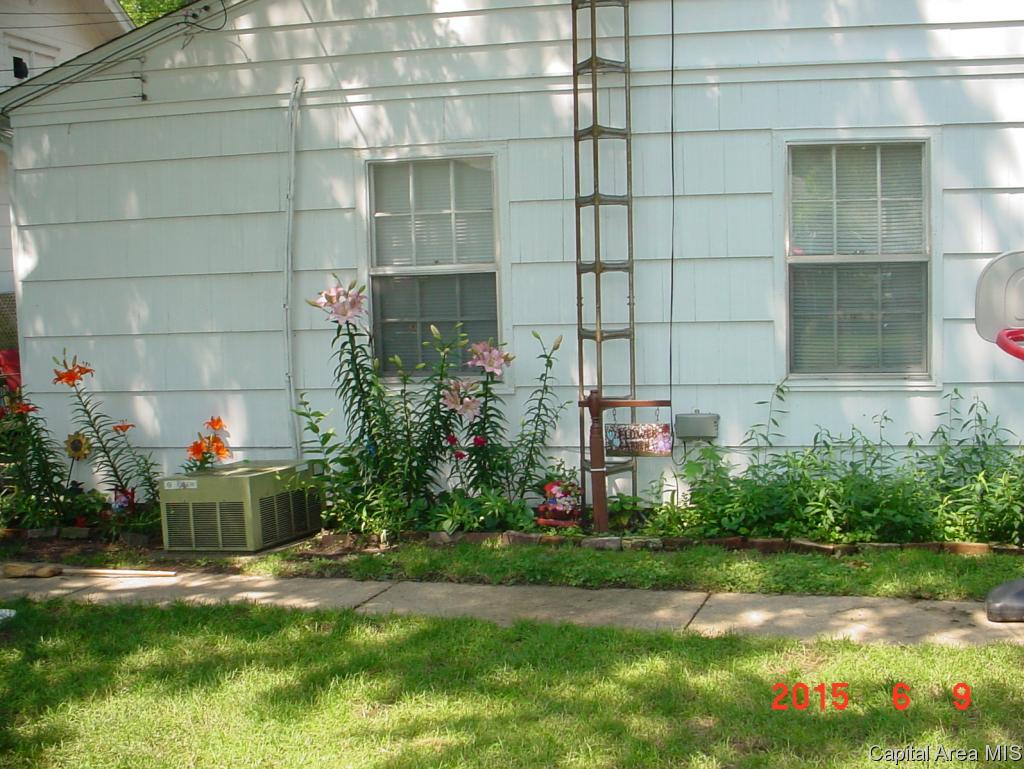 2508 South 10th Street Springfield, IL 62703 - Photo 12 of 22