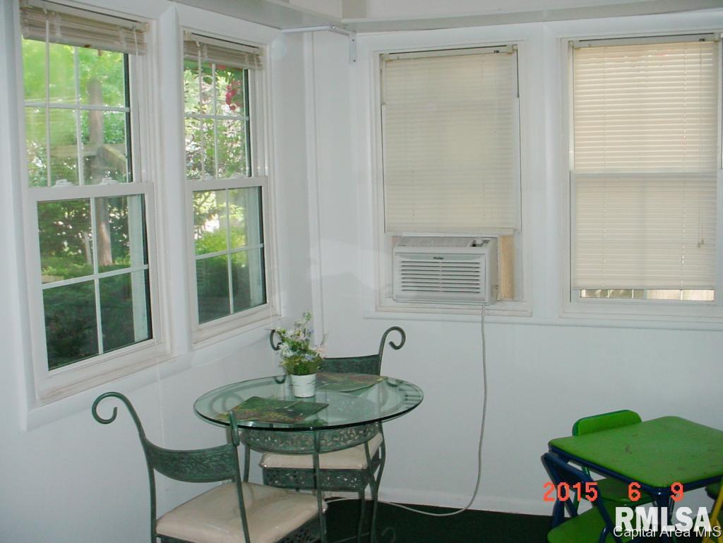 2508 South 10th Street Springfield, IL 62703 - Photo 9 of 22