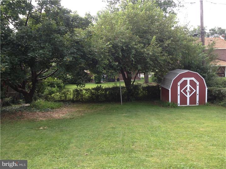 320 East Providence Road Aldan, PA 19018 - Photo 14 of 15 Back Yard
