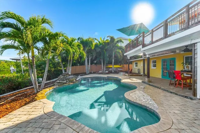 $1,100,000 | 628 North Mayo Street, Palm Harbor, FL 34683