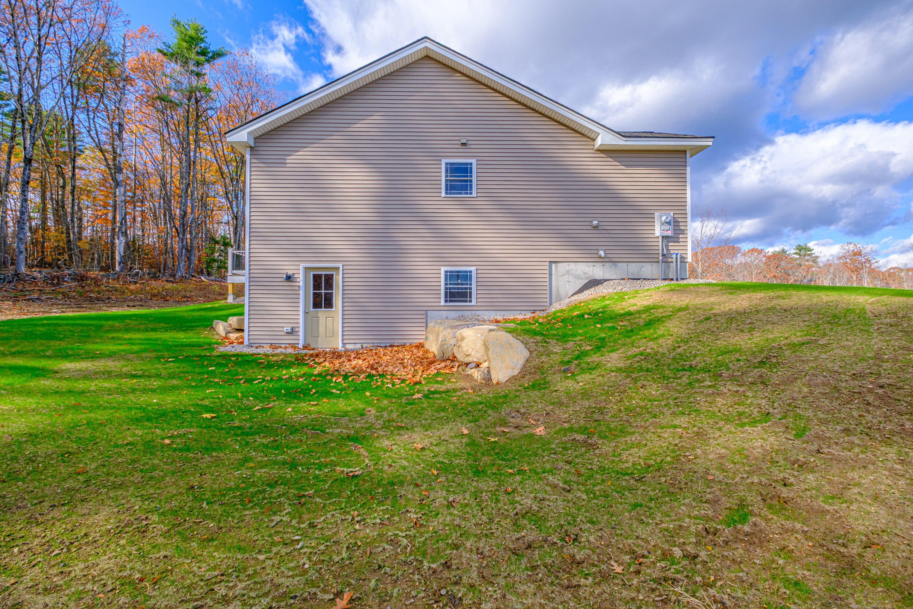 33 Woodbrey Lane Standish, ME 04084 - Photo 66 of 84 20251106gp-62056
