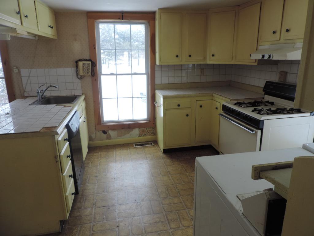 6111 Vermont Rte 111 Morgan, VT 05853 - Photo 4 of 24 Gallery Image 4