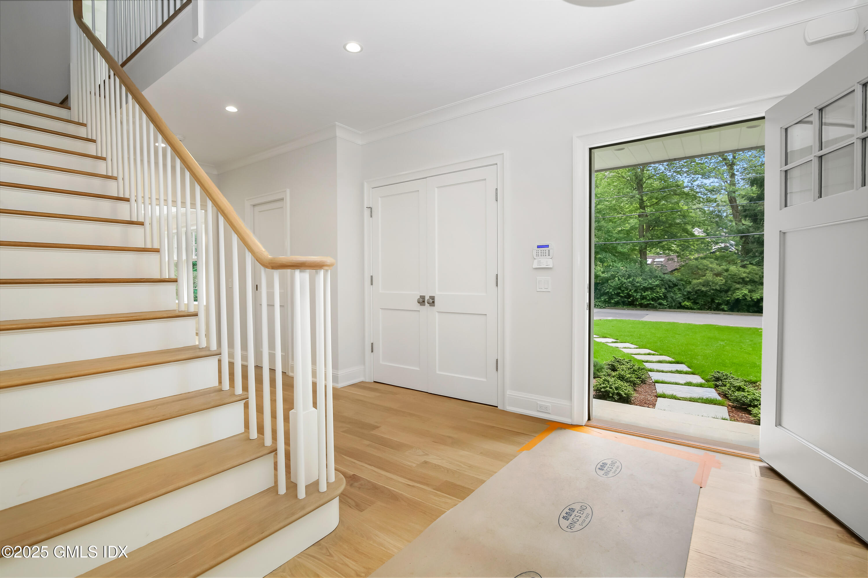 11 Morningside Drive Greenwich, CT 06830 - Photo 2 of 13 a view of entryway with garden