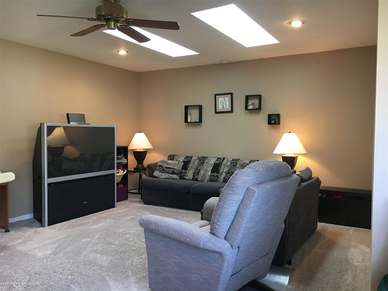 2981 Simpson Drive Rochester Hills, MI 48309 - Photo 12 of 39