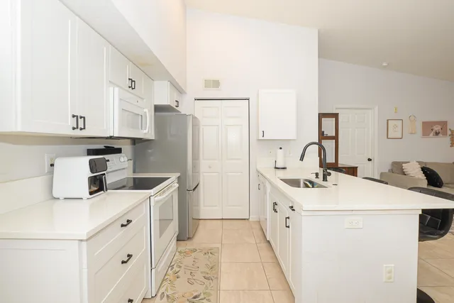 $214,000 | 151 Southwest Palm Drive, Unit 208, Port St. Lucie, FL 34986