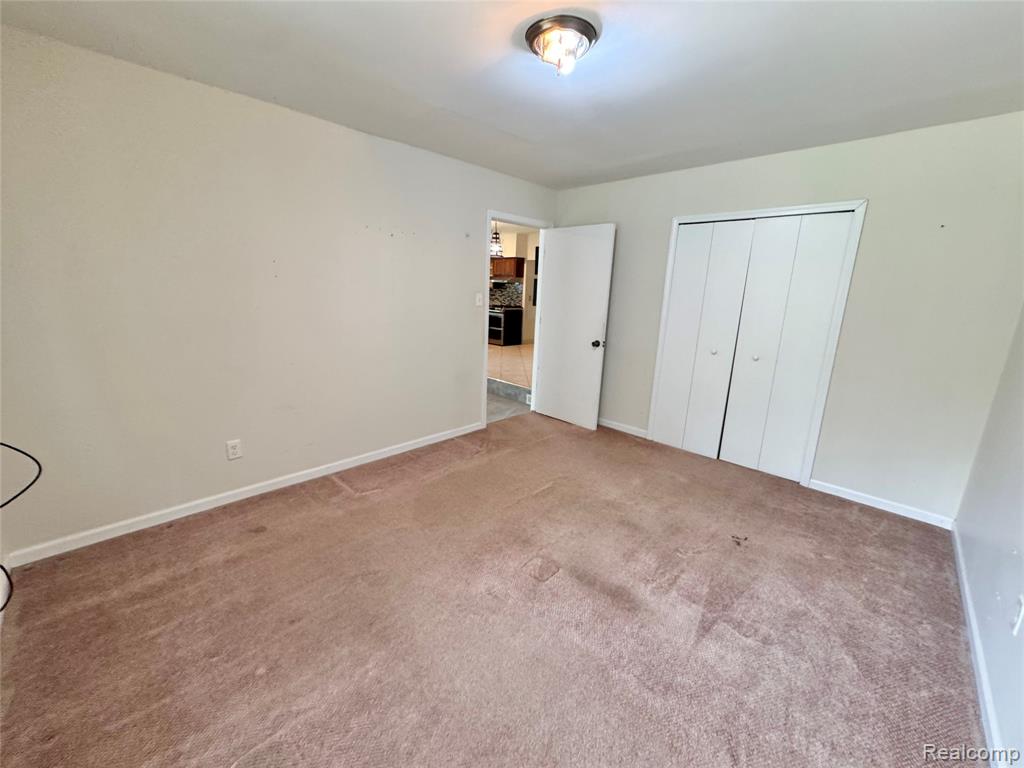 43038 Hanford Road Canton, MI 48187 - Photo 20 of 26