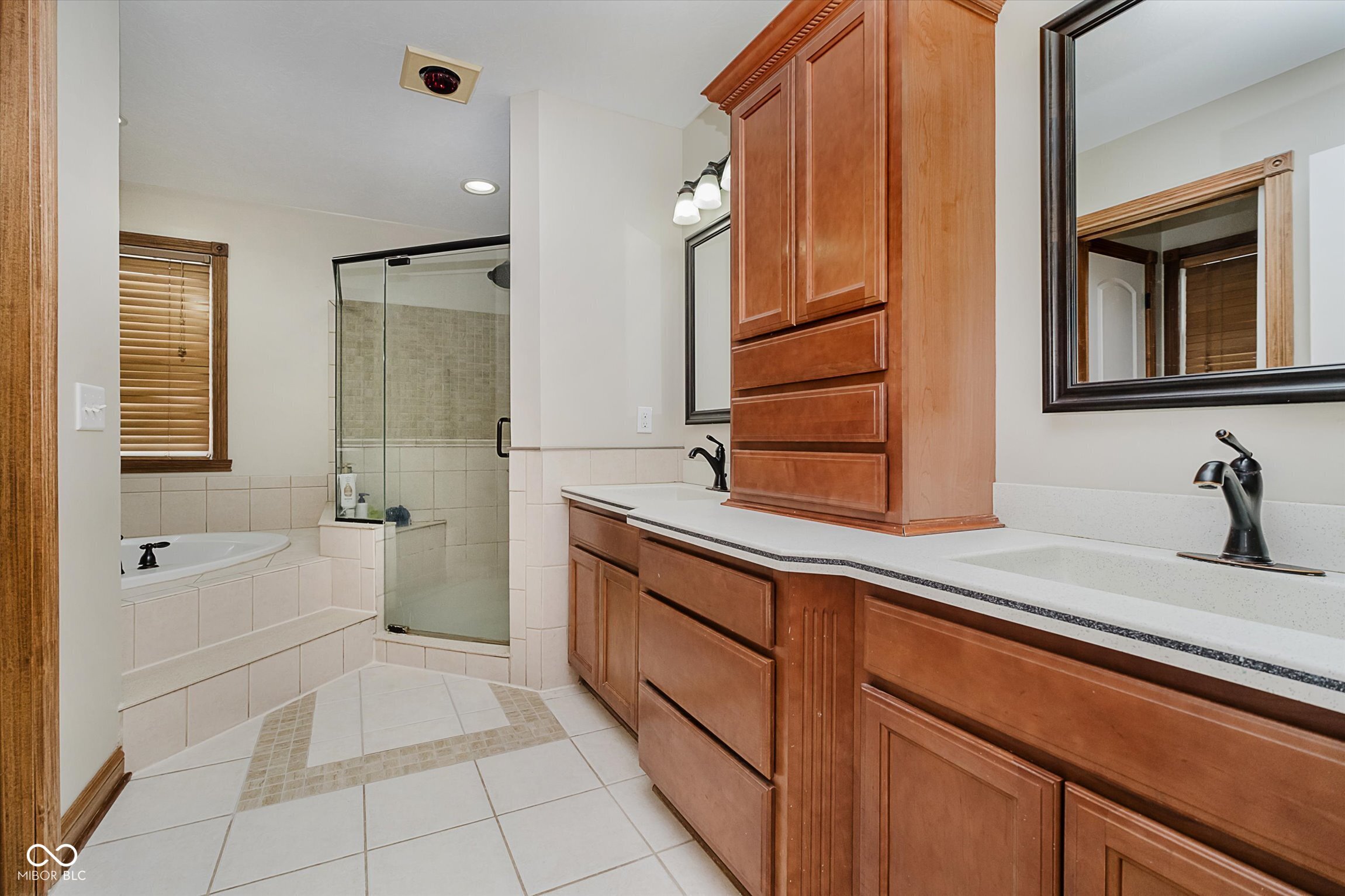 7178 Lockford Walk North Avon, IN 46123 - Photo 15 of 35