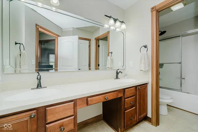 $499,000 | 7178 Lockford Walk North, Avon, IN 46123