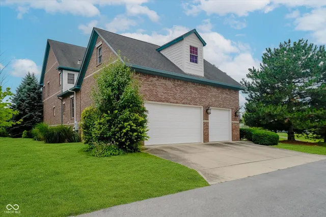 $499,000 | 7178 Lockford Walk North, Avon, IN 46123