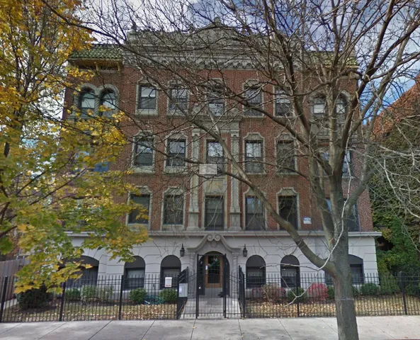 $1,250 | 1742 North Humboldt Boulevard, Unit 408, Chicago, IL 60647