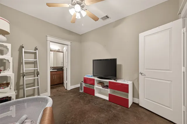 $399,000 | 1510 Crockett Street, Unit B, Houston, TX 77007