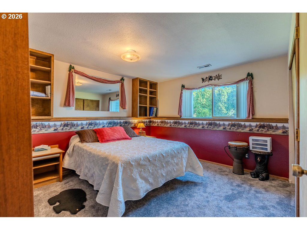 32728 Northeast Chamberlain Road Corbett, OR 97019 - Photo 31 of 48 Bedroom