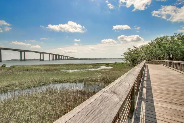 $1,700 | 130 River Landing Drive, Unit 7220, Daniel Island, SC 29492