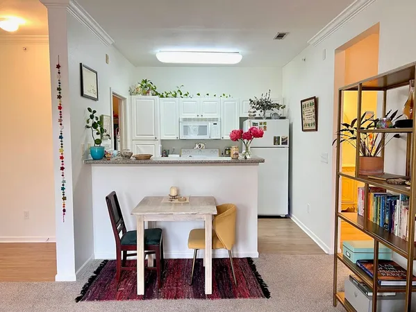 $1,600 | 130 River Landing Drive, Unit 7220, Daniel Island, SC 29492