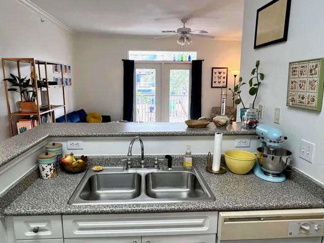 $1,700 | 130 River Landing Drive, Unit 7220, Daniel Island, SC 29492