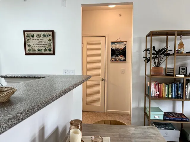 $1,700 | 130 River Landing Drive, Unit 7220, Daniel Island, SC 29492