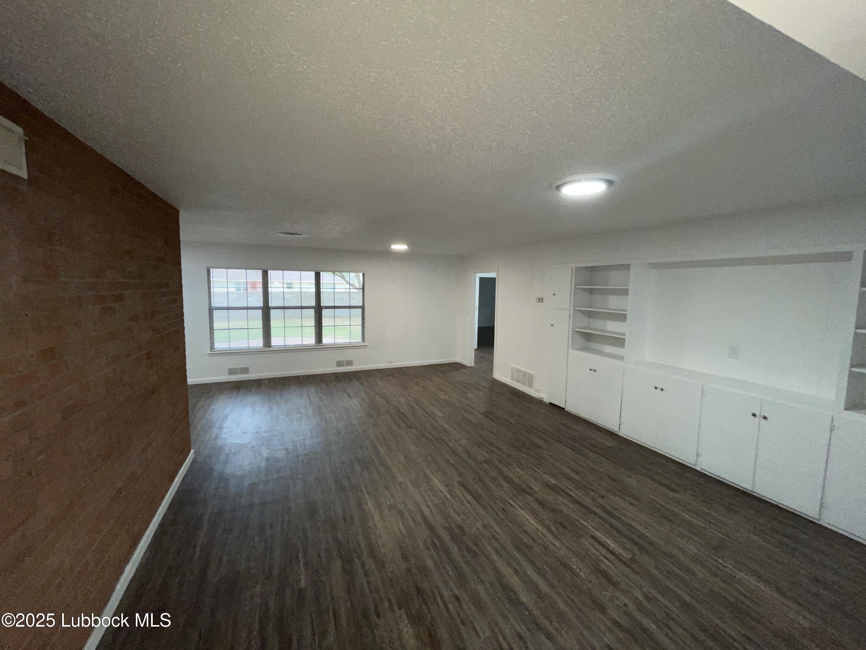 3614 28th Street Lubbock, TX 79410 - Photo 2 of 11 Living Room 2