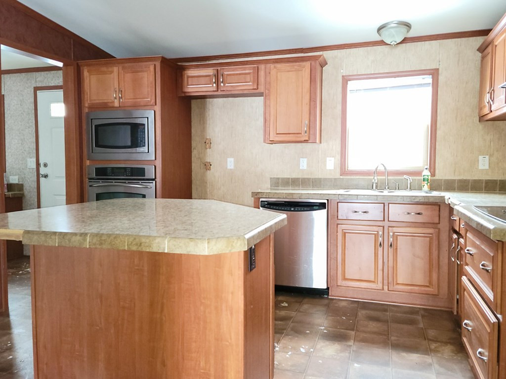 1026 Irona Road Altona, NY 12910 - Photo 6 of 30 Gallery Image 6