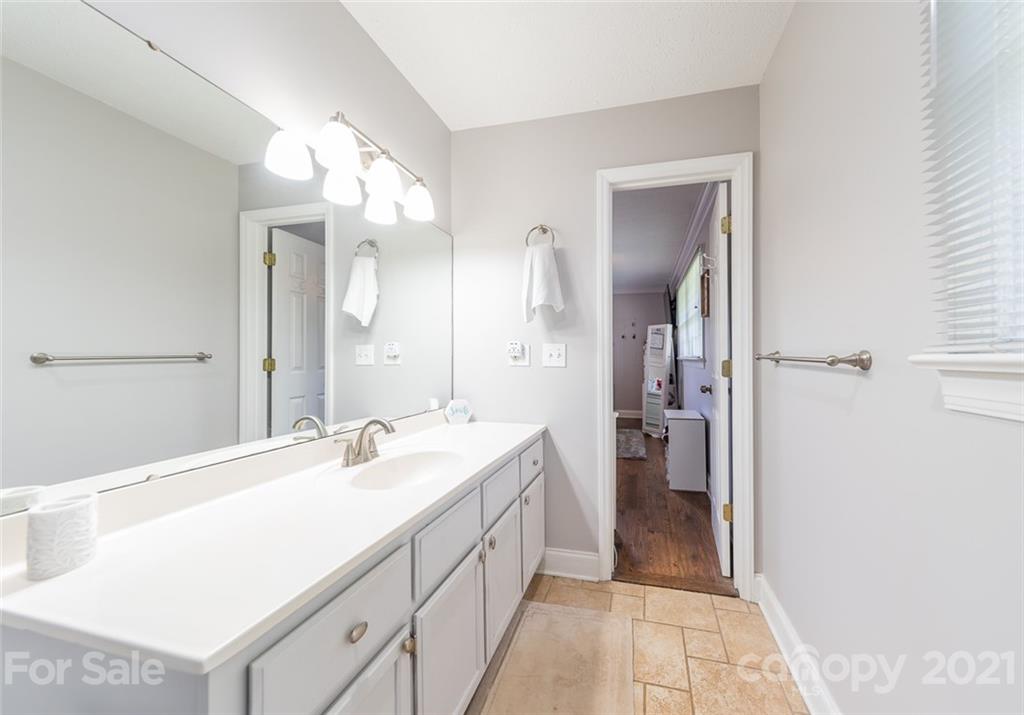 173 Emmas Grove Road Fletcher, NC 28732 - Photo 34 of 48 Gallery Image 34