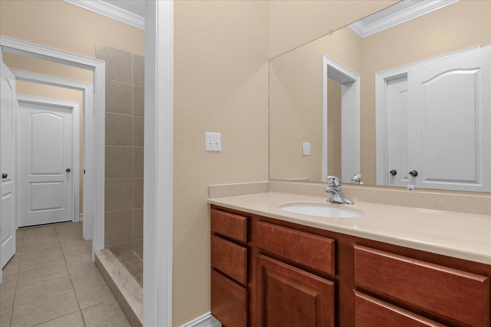 4349 Hunter Road Mims, FL 32754 - Photo 22 of 36 Jack-n-Jill Bathroom