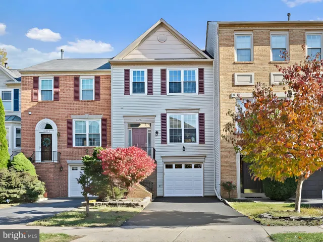 $650,000 | 44027 Gala Circle, Ashburn, VA 20147
