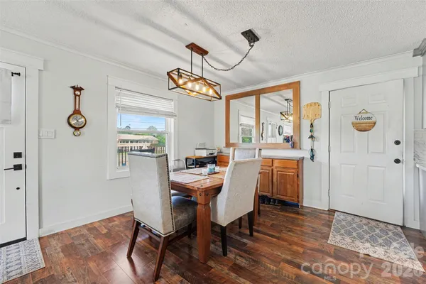 $270,000 | 780 St James Church Road, Newton, NC 28658