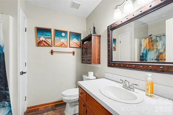 $270,000 | 780 St James Church Road, Newton, NC 28658