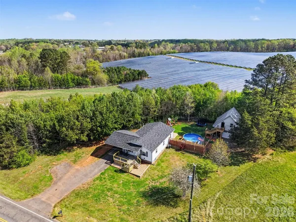 $270,000 | 780 St James Church Road, Newton, NC 28658