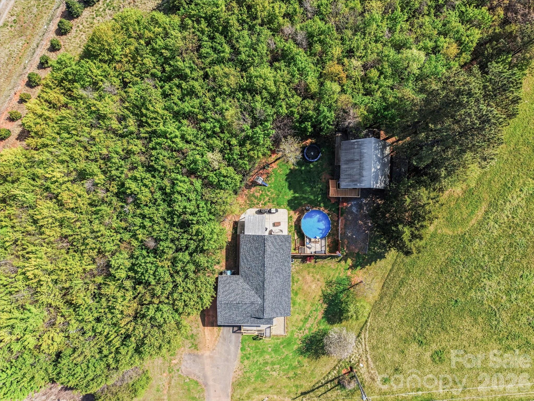 780 St James Church Road Newton, NC 28658 - Photo 4 of 31