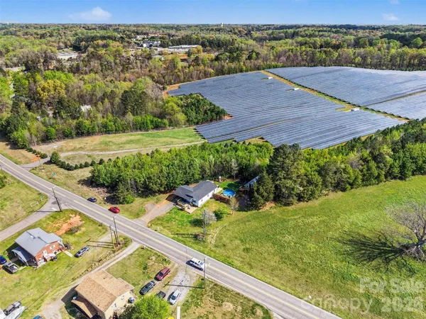 $270,000 | 780 St James Church Road, Newton, NC 28658