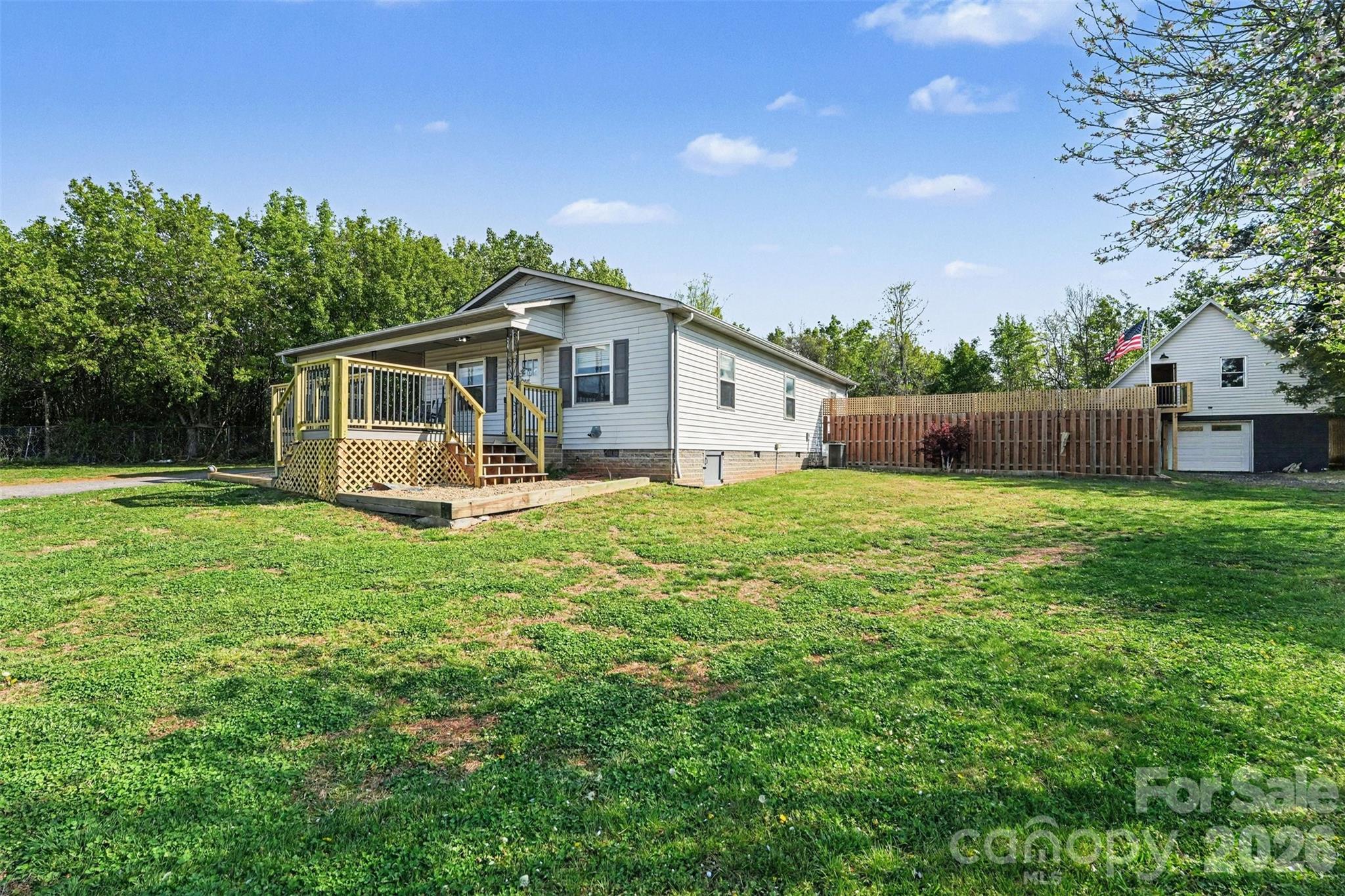 780 St James Church Road Newton, NC 28658 - Photo 8 of 31