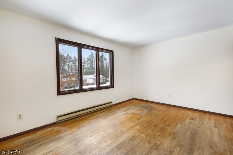 74 Sleepy Hollow Road Andover, NJ 07821 - Photo 15 of 29