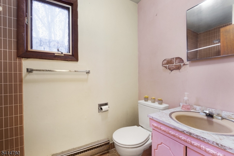 74 Sleepy Hollow Road Andover, NJ 07821 - Photo 21 of 29