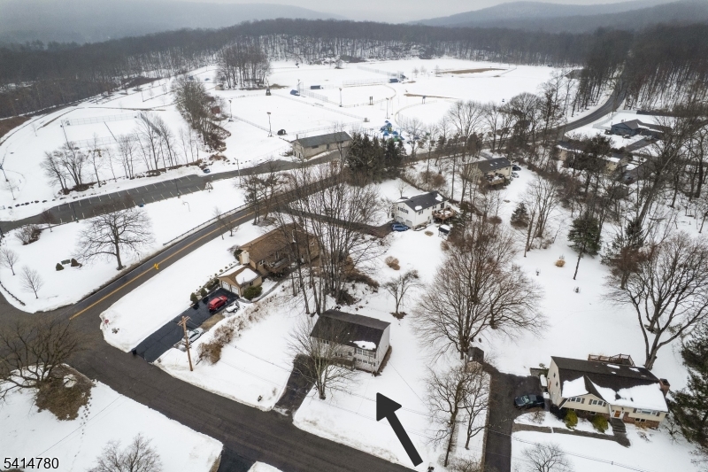 74 Sleepy Hollow Road Andover, NJ 07821 - Photo 4 of 29