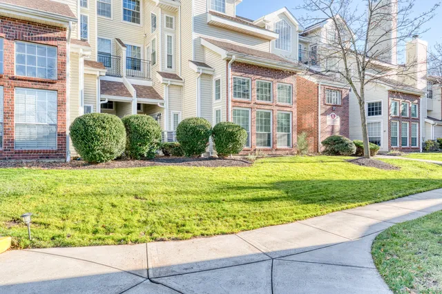 $239,900 | 88 Carriage Crossing Lane, Unit 88, Middletown, CT 06457