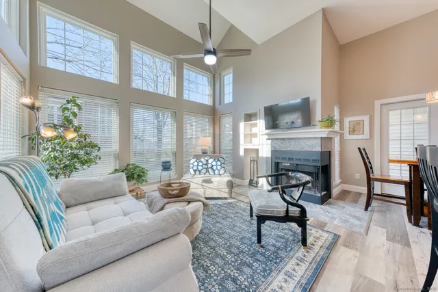 $239,900 | 88 Carriage Crossing Lane, Unit 88, Middletown, CT 06457