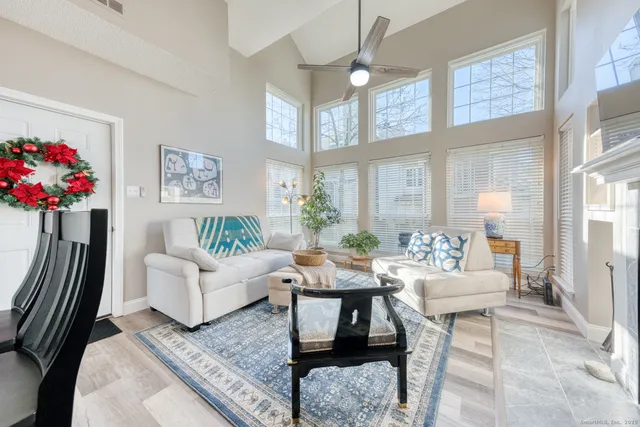 $239,900 | 88 Carriage Crossing Lane, Unit 88, Middletown, CT 06457