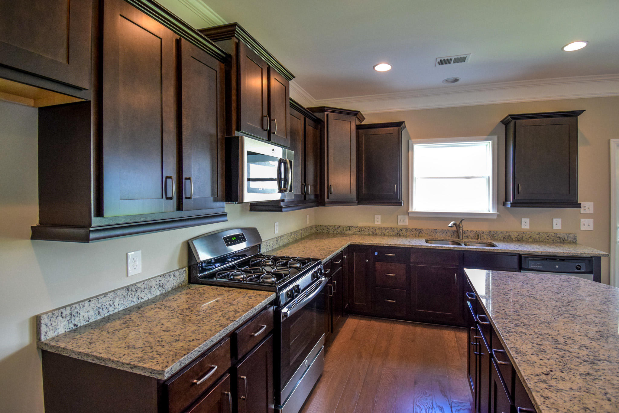 306 Silverleaf Lane Moncks Corner, SC 29461 - Photo 8 of 28 Luxe Granite Countertops