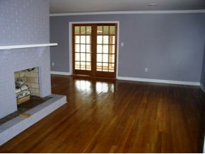 312 Hidden Valley Road Bristol, TN 37620 - Photo 3 of 12 Living Room