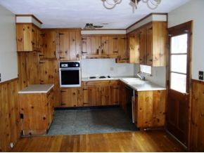 312 Hidden Valley Road Bristol, TN 37620 - Photo 5 of 12 Kitchen