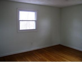 312 Hidden Valley Road Bristol, TN 37620 - Photo 8 of 12 Master Bedroom
