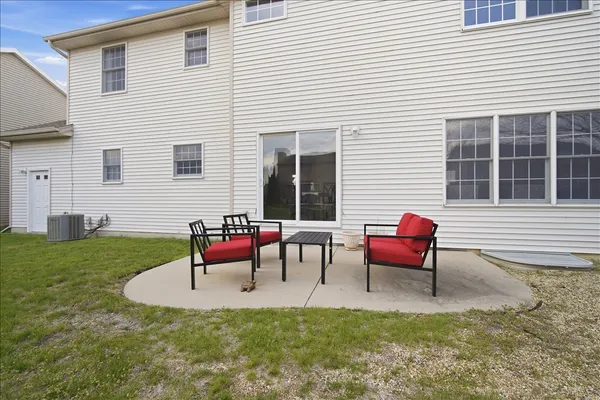 $359,900 | 3255 Fire Fly Court, Normal, IL 61761