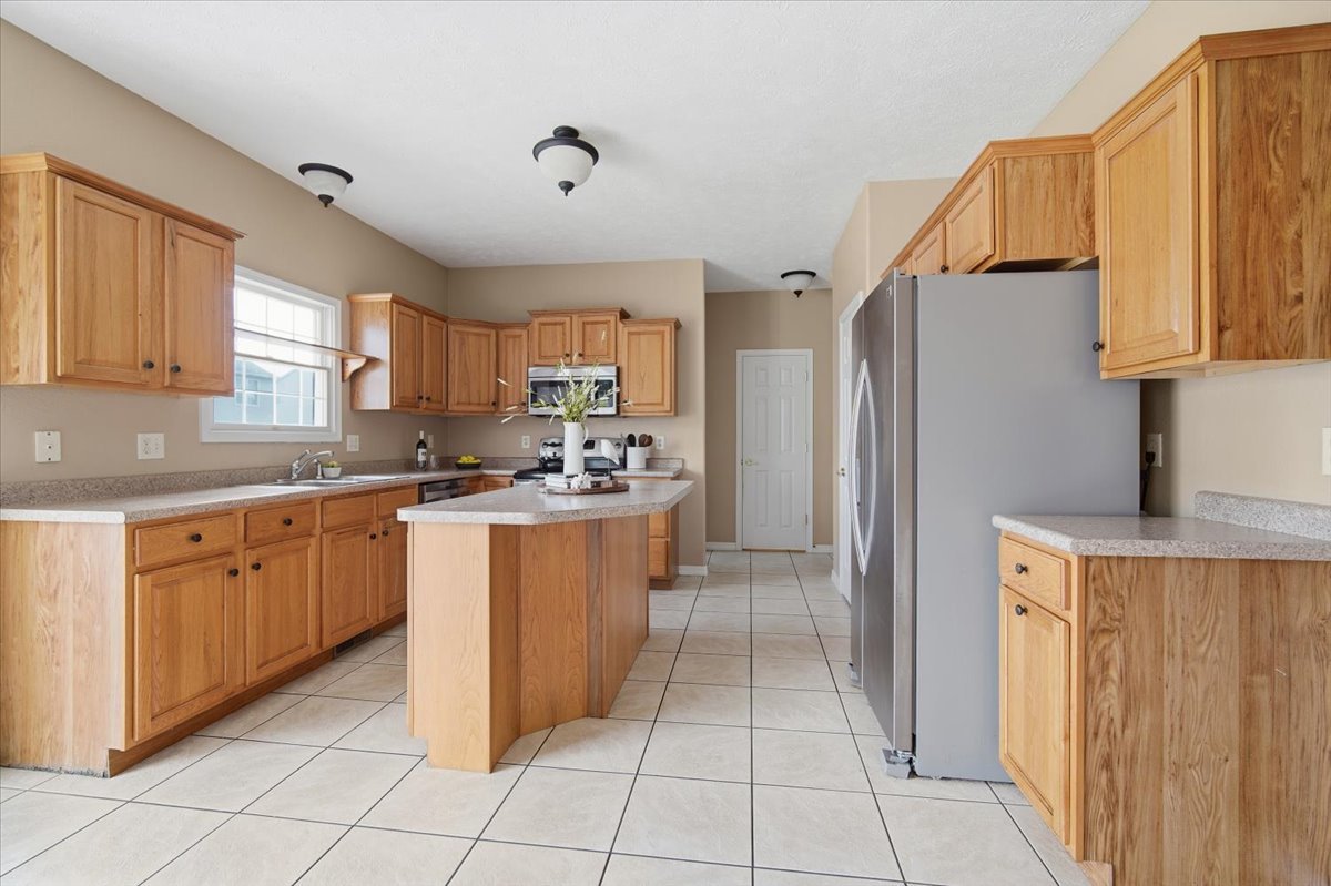 3255 Fire Fly Court Normal, IL 61761 - Photo 9 of 25