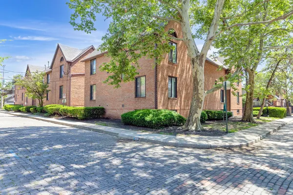 $200,000 | 273 Lear Street, Unit 6, Columbus, OH 43206