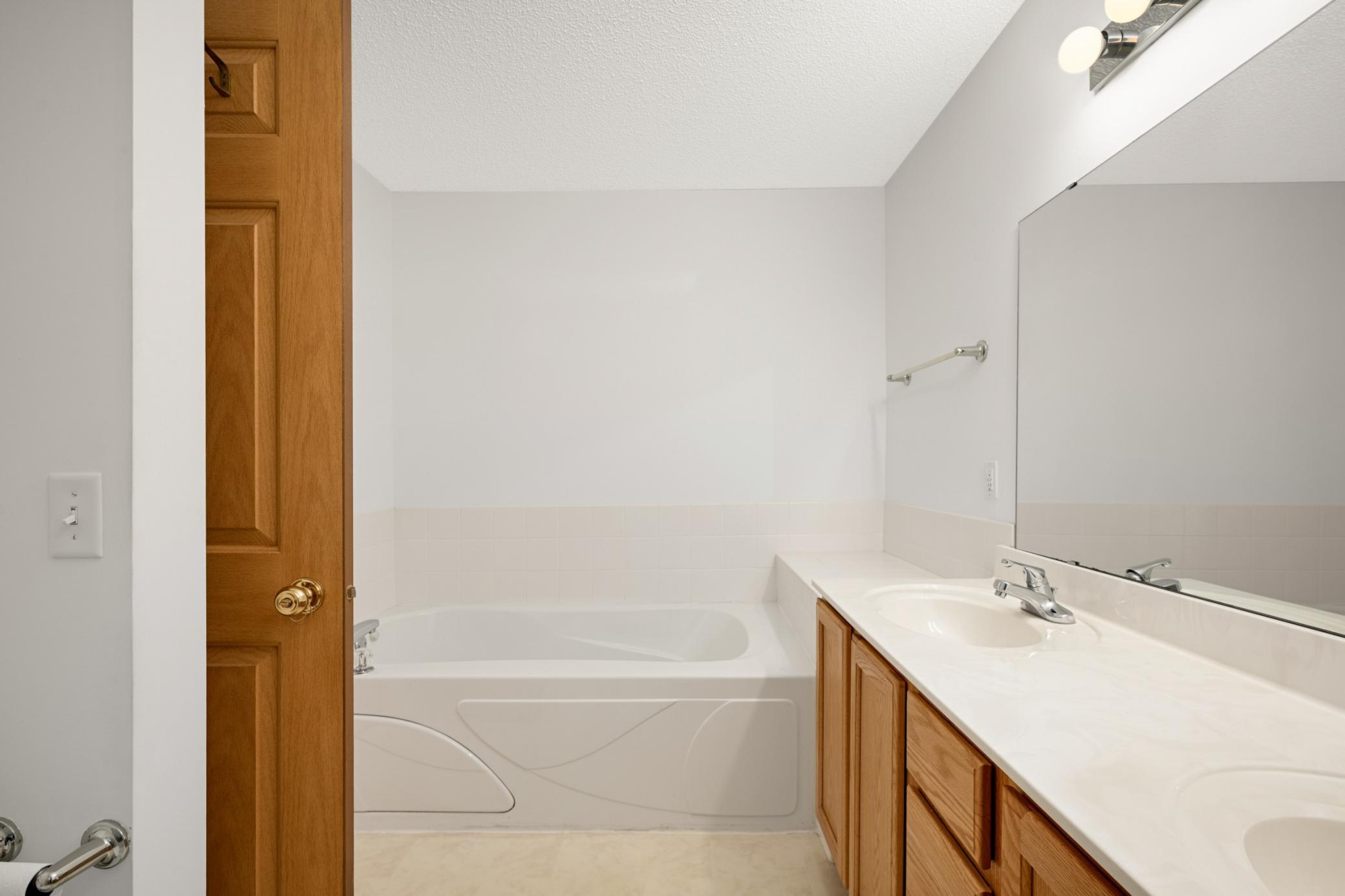 8079 Dana Path Inver Grove Heights, MN 55076 - Photo 31 of 51 Gallery Image 31