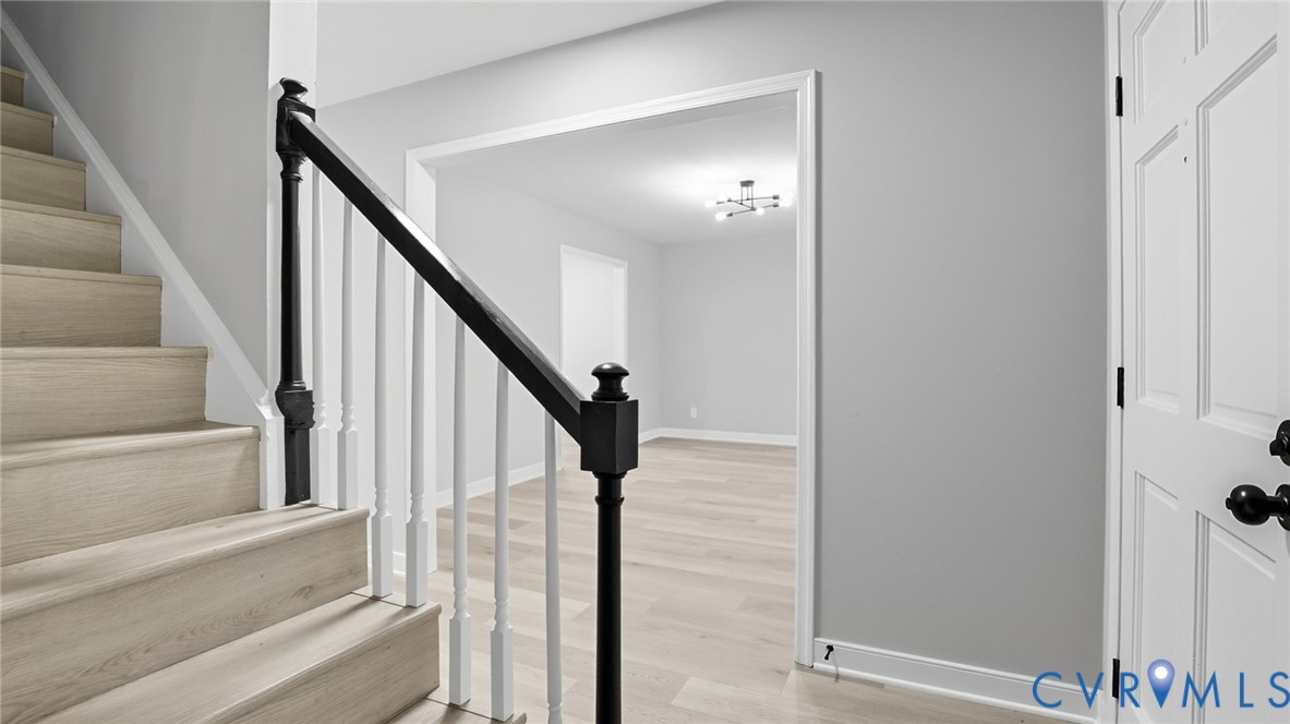 7508 Lantern Ridge Court Chesterfield, VA 23832 - Photo 7 of 38 Gallery Image 7