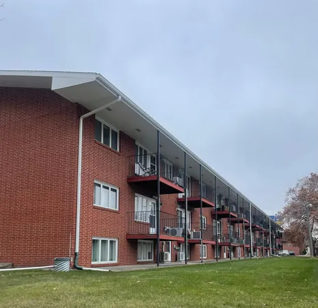 $79,500 | 809 6th Avenue North, Unit C14, Fargo, ND 58102