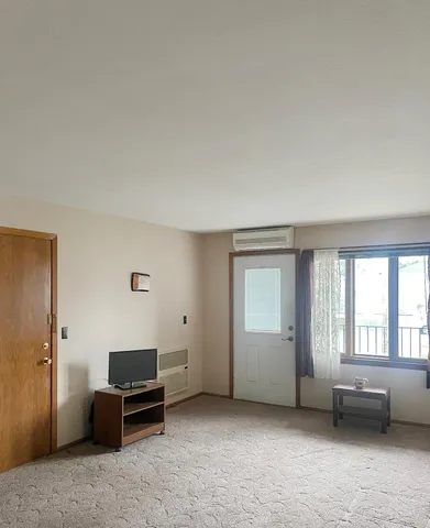 $83,000 | 809 6th Avenue North, Unit C14, Fargo, ND 58102