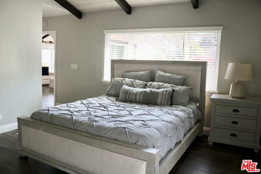 50 Rockinghorse Road Rancho Palos Verdes, CA 90275 - Photo 10 of 18 a bedroom with a bed and a window